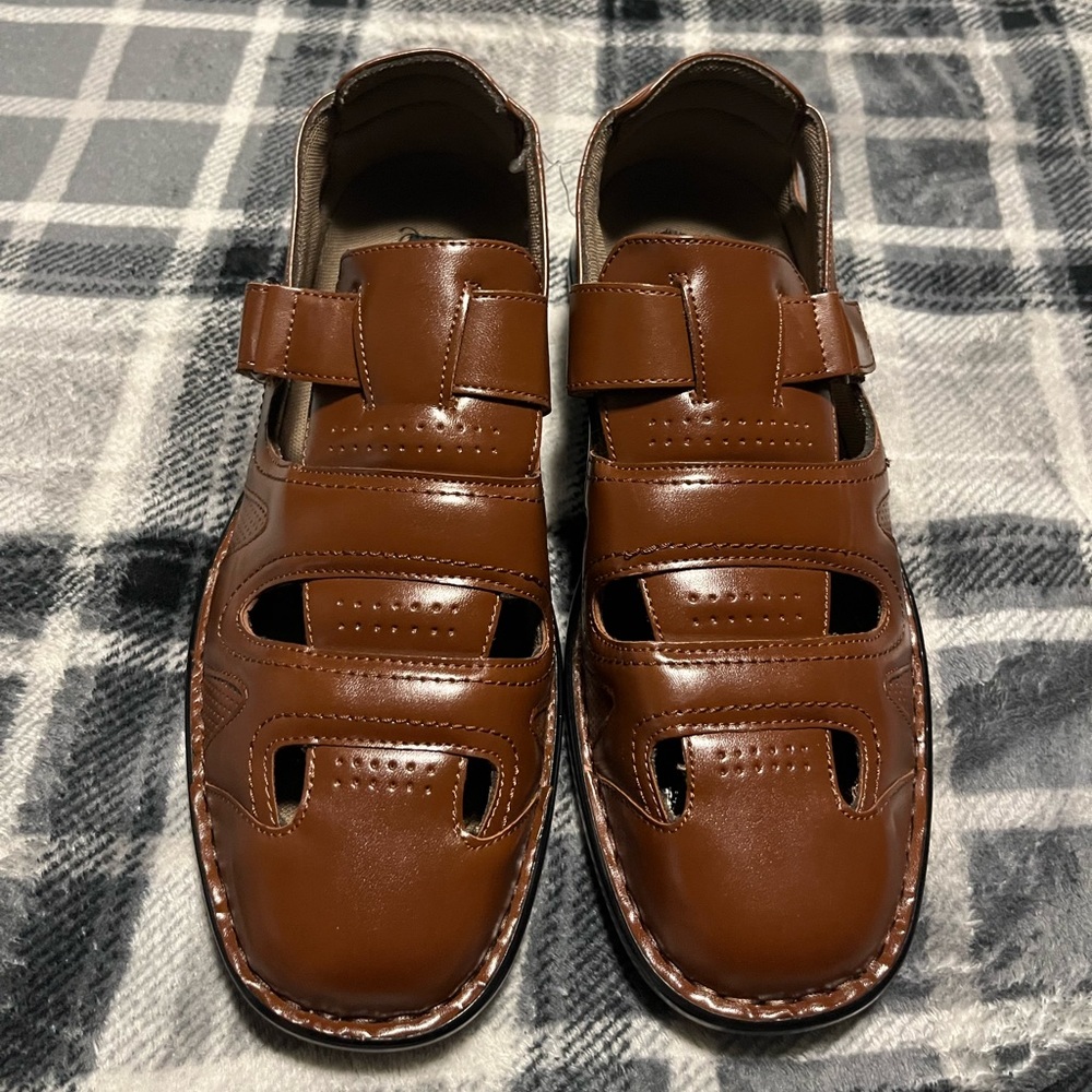 Stacy Adams sandals